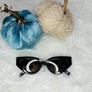 Le Specs Aphrodite alt fit sunglasses